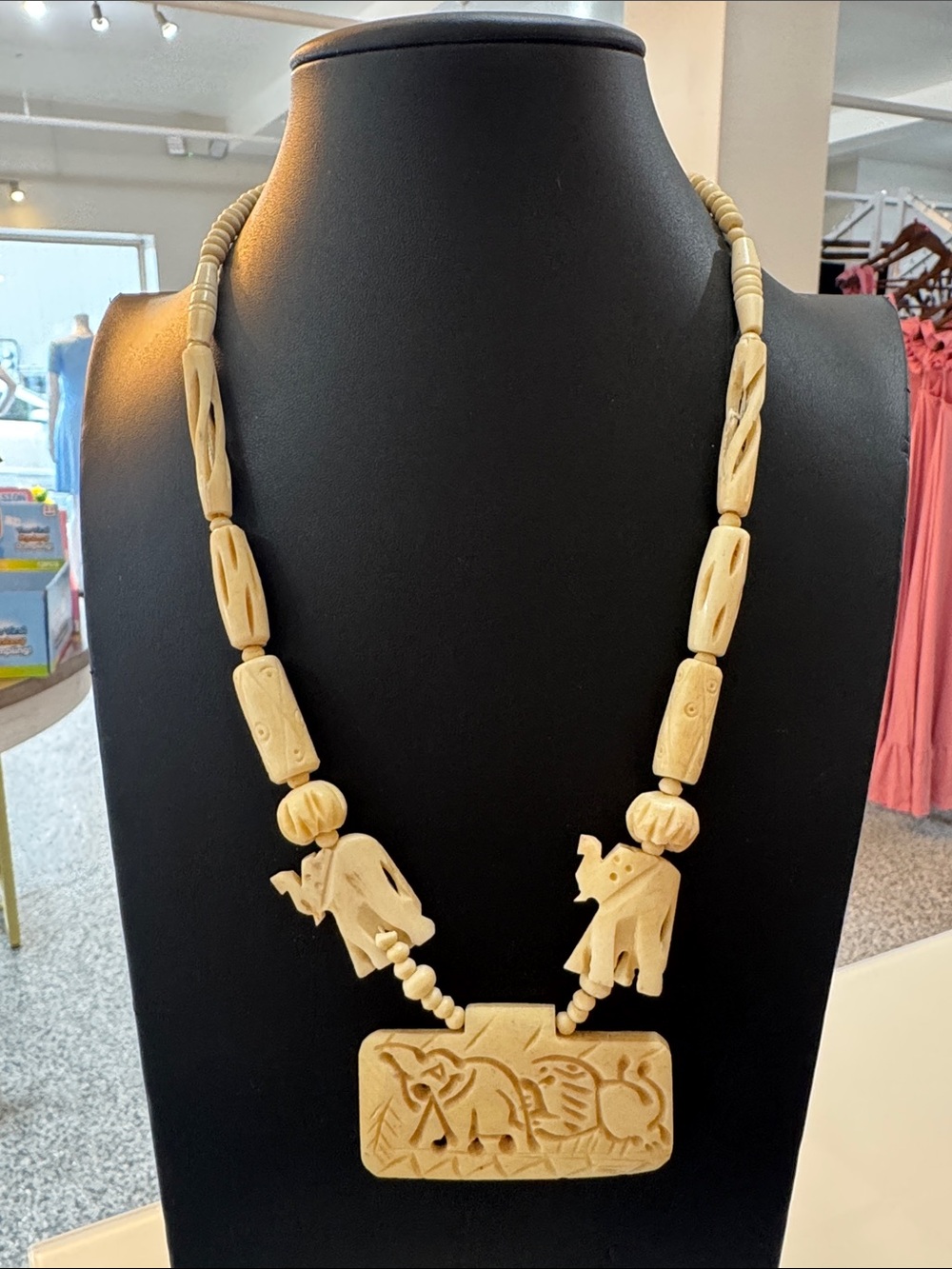 Elephant carved necklace